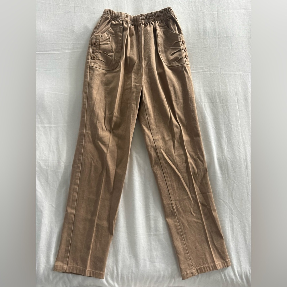 Women’s Tan Pants